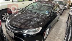 Chrysler 200